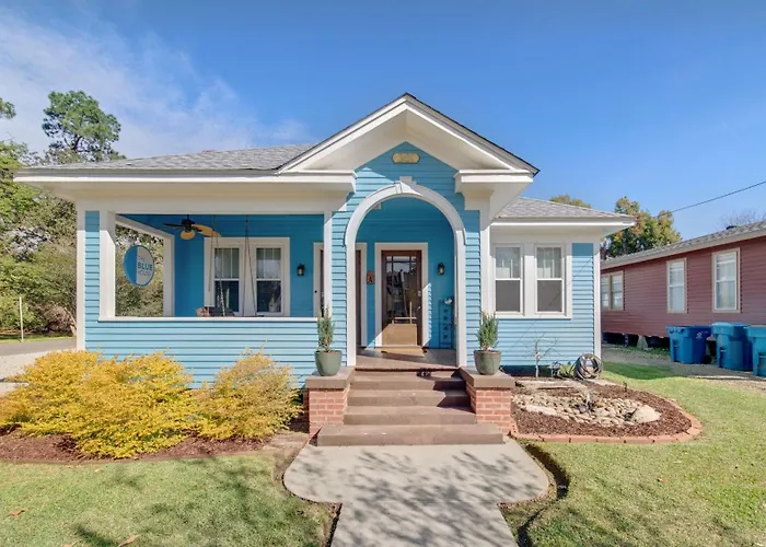 Hébergement de vacances The Blue House -historic-updated-walkable