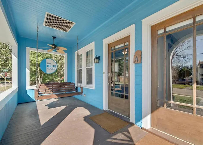 Hébergement de vacances The Blue House -historic-updated-walkable Lafayette