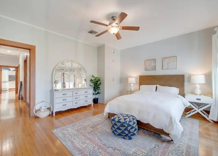 Hébergement de vacances The Blue House -historic-updated-walkable Lafayette